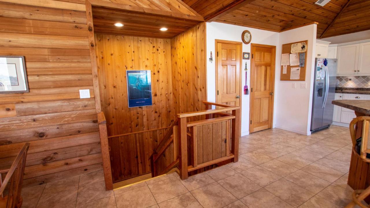 Wl933, Tale Of The Whale- Oceanfront, Private Beach Access, Gas Fireplace, Ocean Views Corolla Exteriör bild