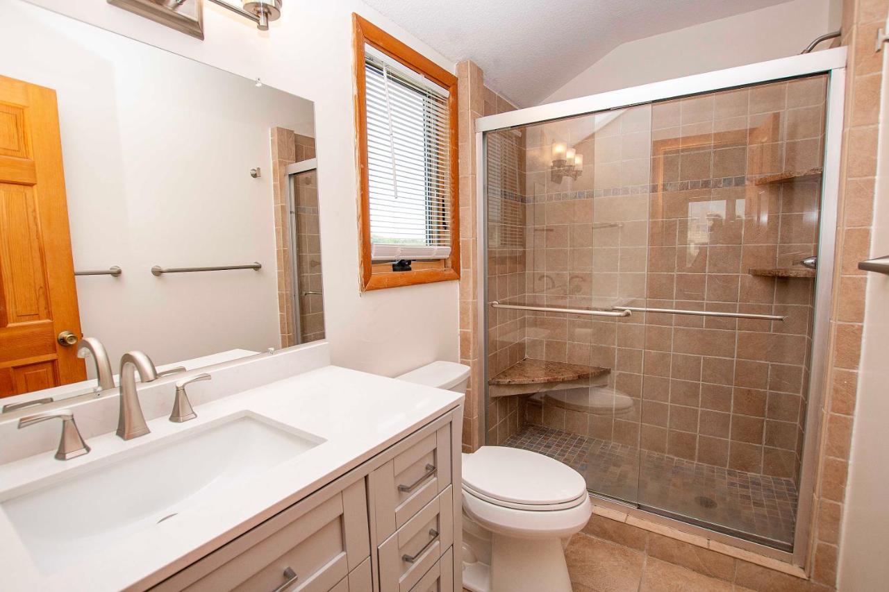 Wl933, Tale Of The Whale- Oceanfront, Private Beach Access, Gas Fireplace, Ocean Views Corolla Exteriör bild