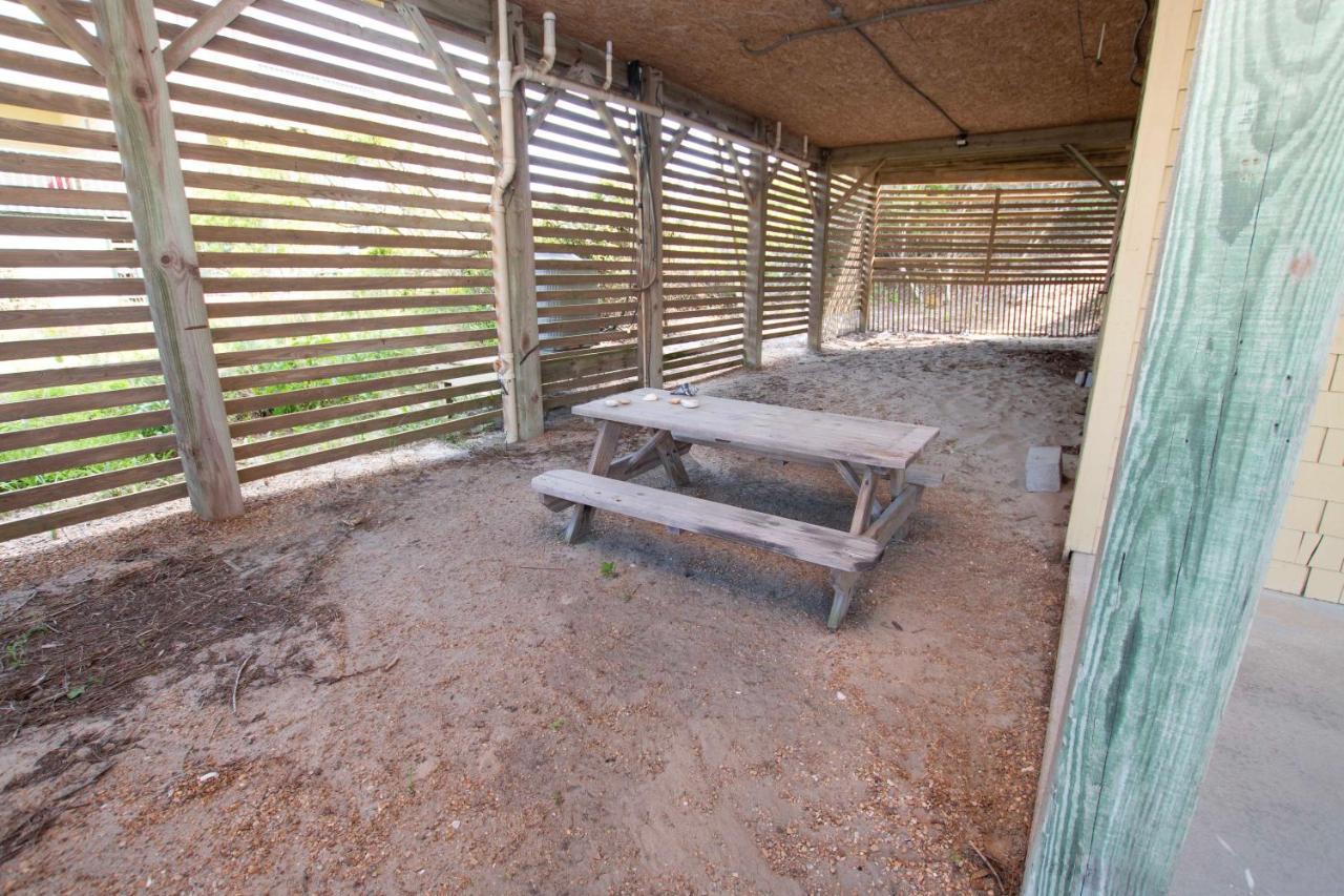 Wl933, Tale Of The Whale- Oceanfront, Private Beach Access, Gas Fireplace, Ocean Views Corolla Exteriör bild
