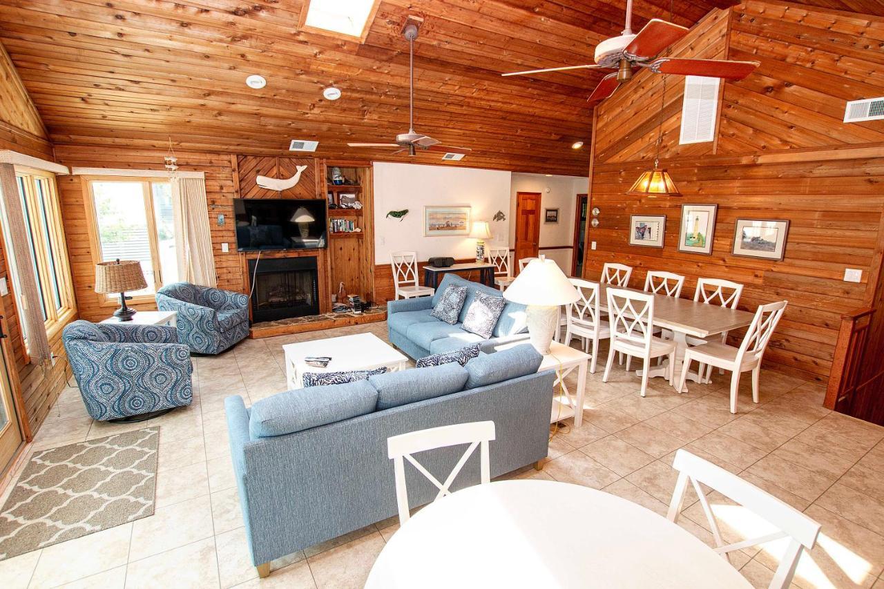 Wl933, Tale Of The Whale- Oceanfront, Private Beach Access, Gas Fireplace, Ocean Views Corolla Exteriör bild