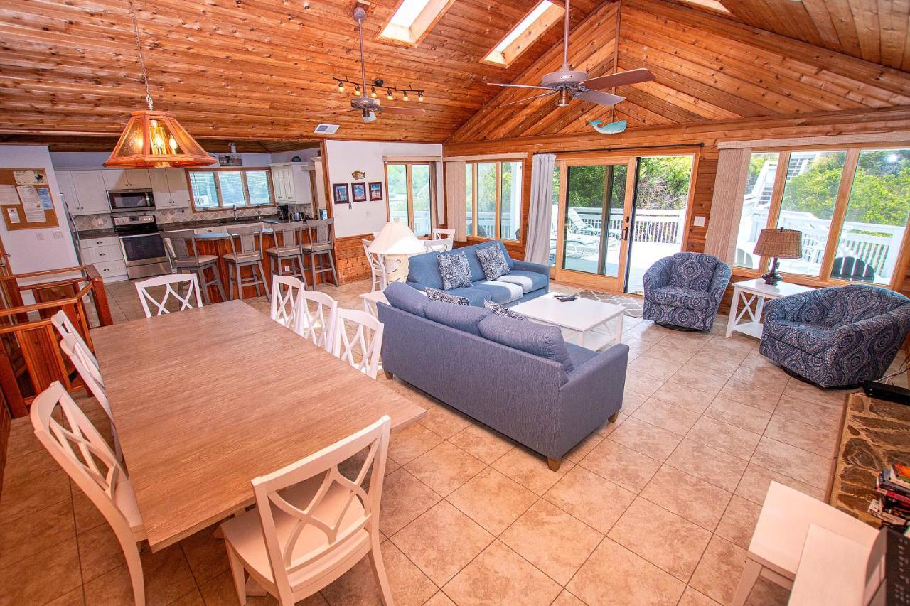 Wl933, Tale Of The Whale- Oceanfront, Private Beach Access, Gas Fireplace, Ocean Views Corolla Exteriör bild